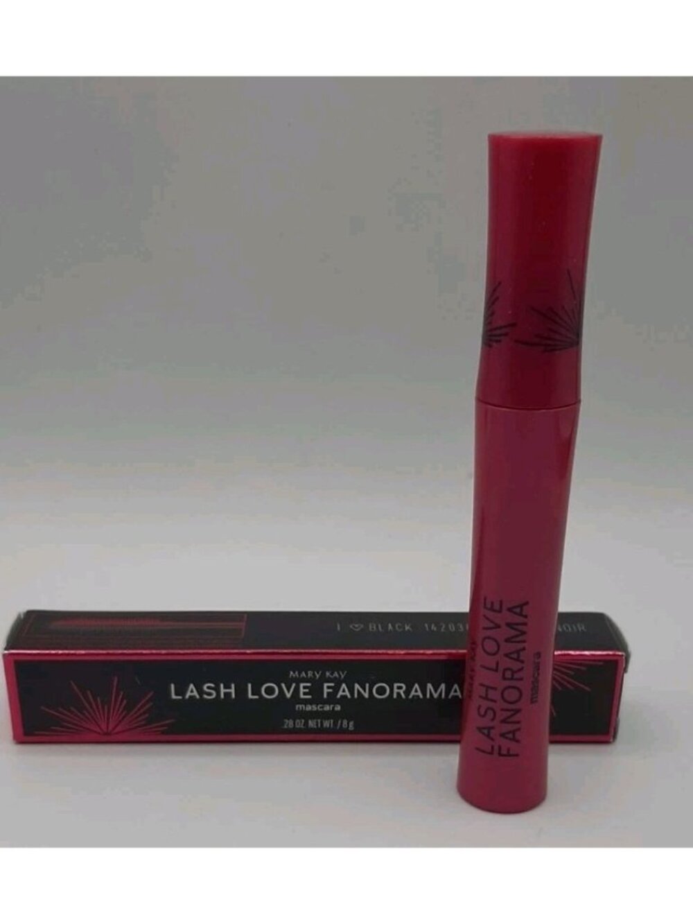 Mary Kay LASH LOVE FANORAMA Mascara Black 142038 New in Box Full Size